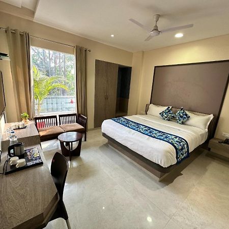 Hotel Pinaka Inn ラクナウ エクステリア 写真