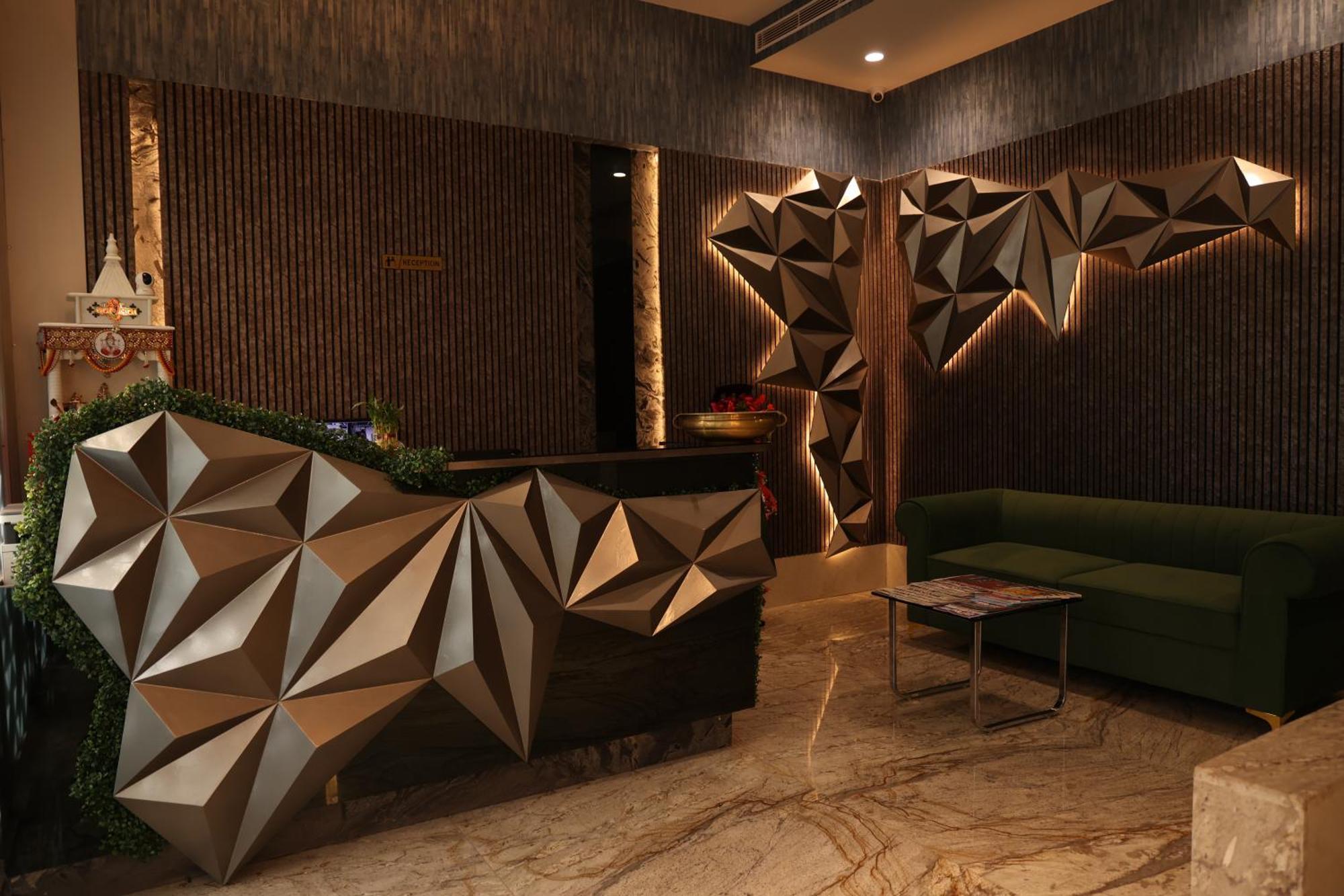Hotel Pinaka Inn ラクナウ エクステリア 写真