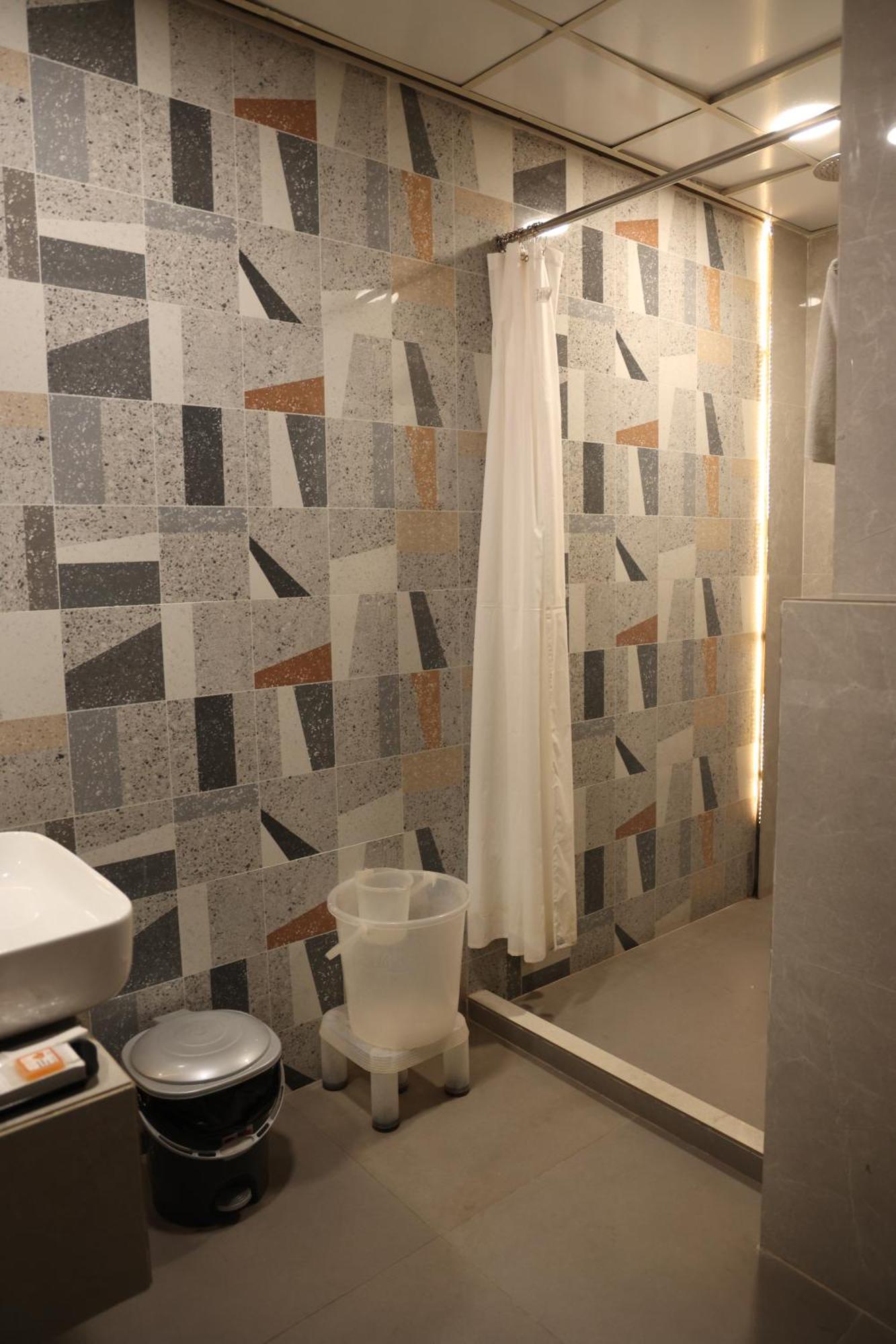 Hotel Pinaka Inn ラクナウ エクステリア 写真