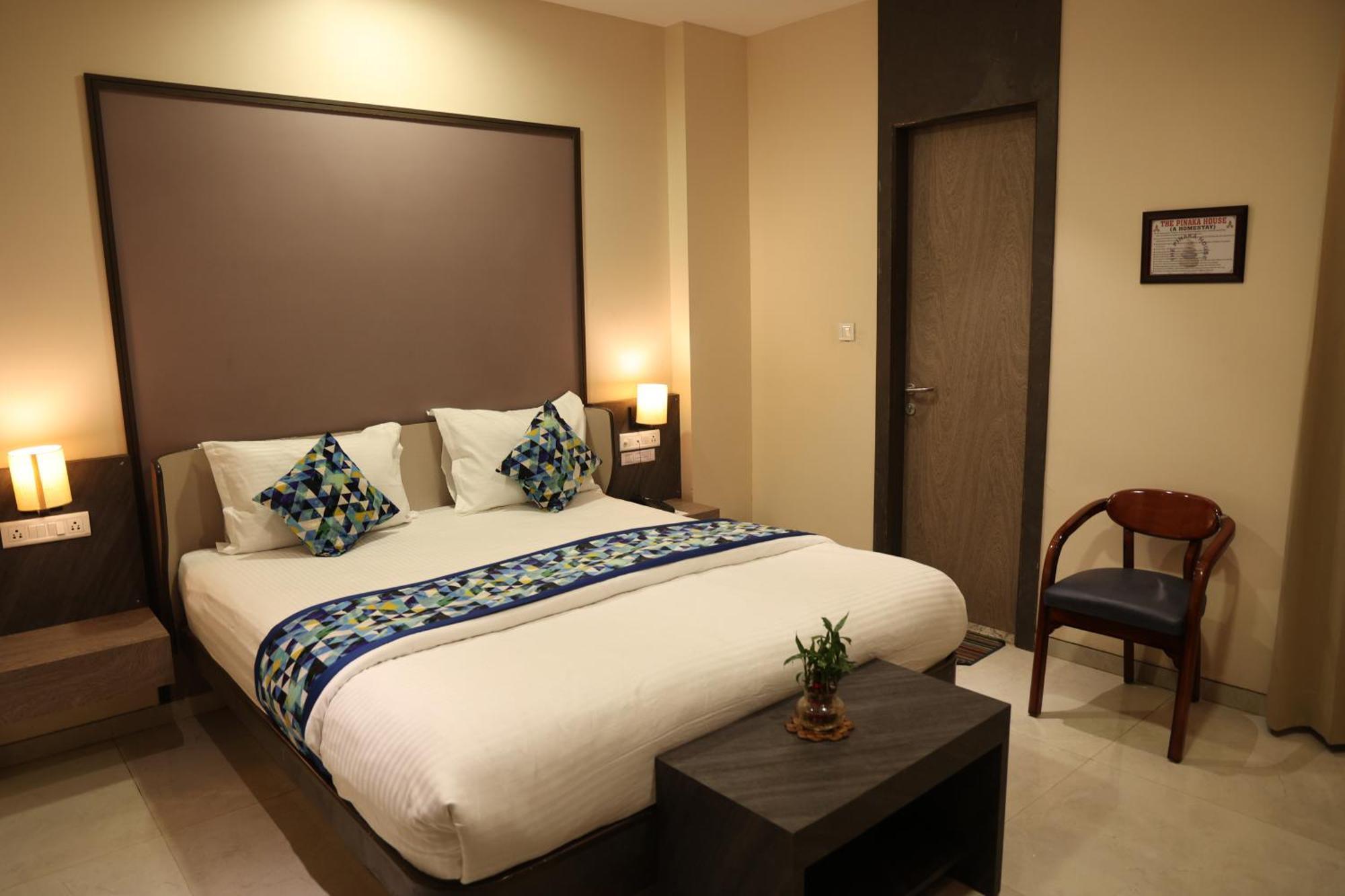Hotel Pinaka Inn ラクナウ エクステリア 写真