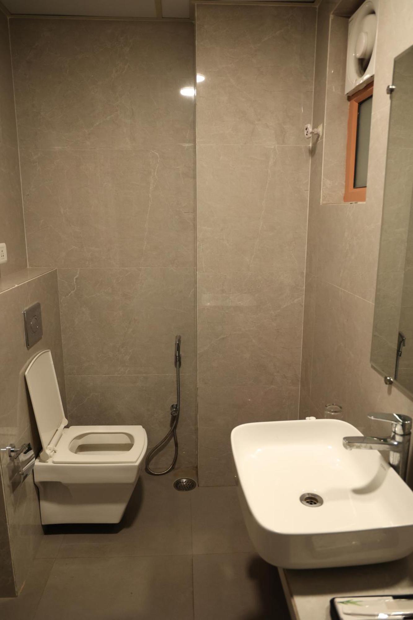 Hotel Pinaka Inn ラクナウ エクステリア 写真