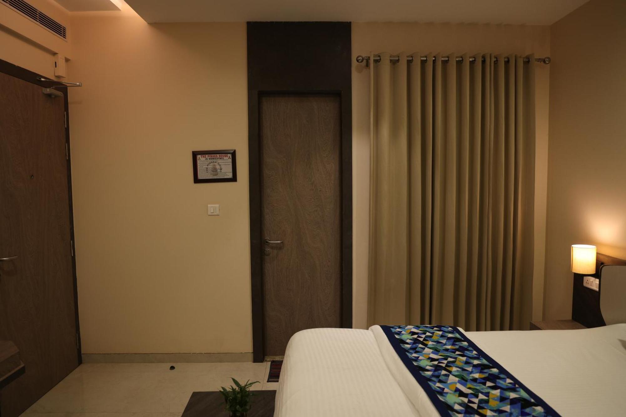 Hotel Pinaka Inn ラクナウ エクステリア 写真